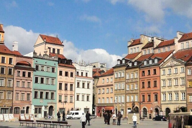 Warsaw's Old Town A Self-Guided Audio Tour - Warsaw’s Old Town: a story you can walk through