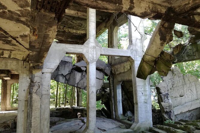 Westerplatte - 2h private trip by luxury car| - A Private Ride to Westerplatte That Keeps Your Day Stress-Free
