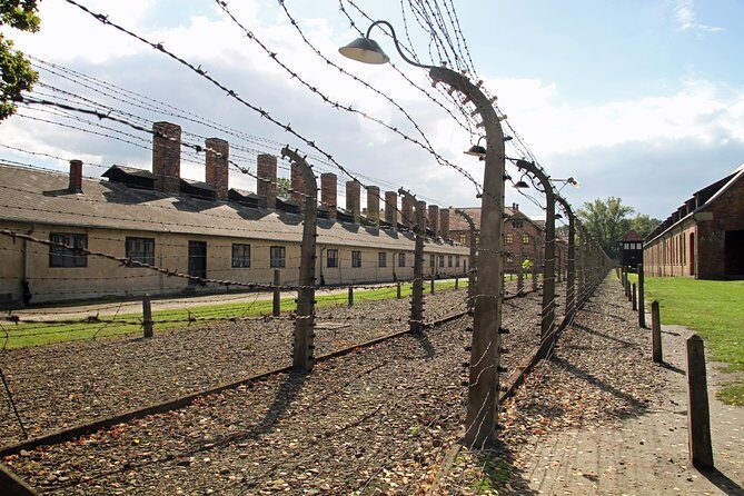 Wheelchair accessible PRIVATE transfer to Auschwitz - Birkenau - Key things to know before you go