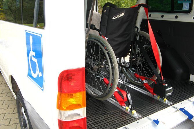 Wheelchair accessible PRIVATE transfer to Auschwitz - Birkenau - How the timing works: your two-hour early pickup