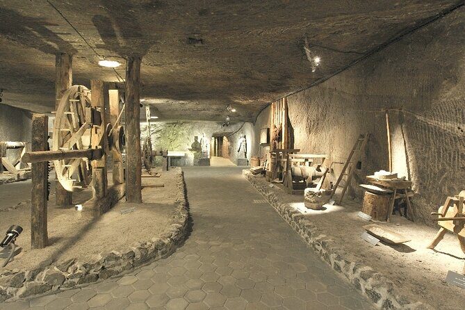 Wieliczka Salt Mine Guided Tours From Krakow - Round-trip transfers from Krakow: timing and how it works