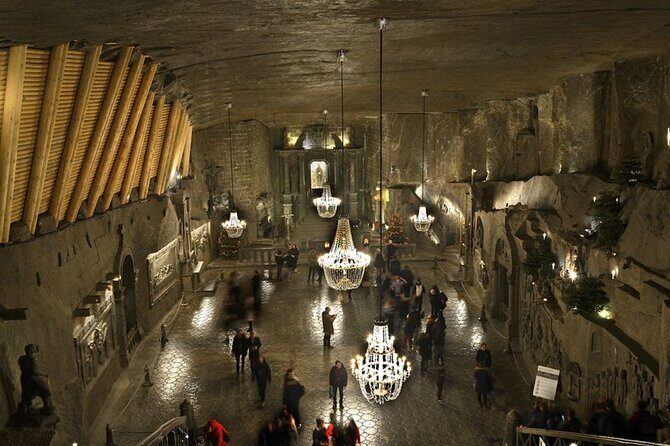 Wieliczka Salt Mine with hotel pick up - Wieliczka Salt Mine: A UNESCO World Underground