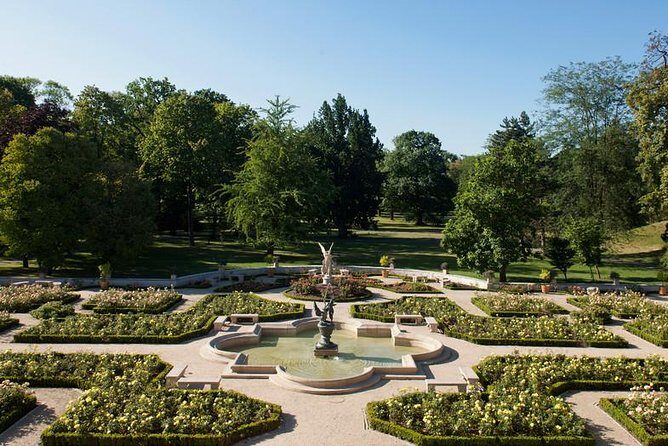 Wilanow Royal Palace : SMALL GROUP /inc. Pick-up/ - Gardens, sculptures, and the details a guide can help you actually see