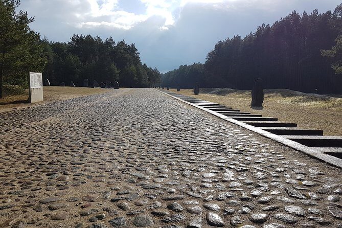 Wolf's Lair & Treblinka Tour in 1 day from Warsaw - Wilczy Szaniec (Wolf’s Lair): Hitler’s Eastern Headquarters in Plain View