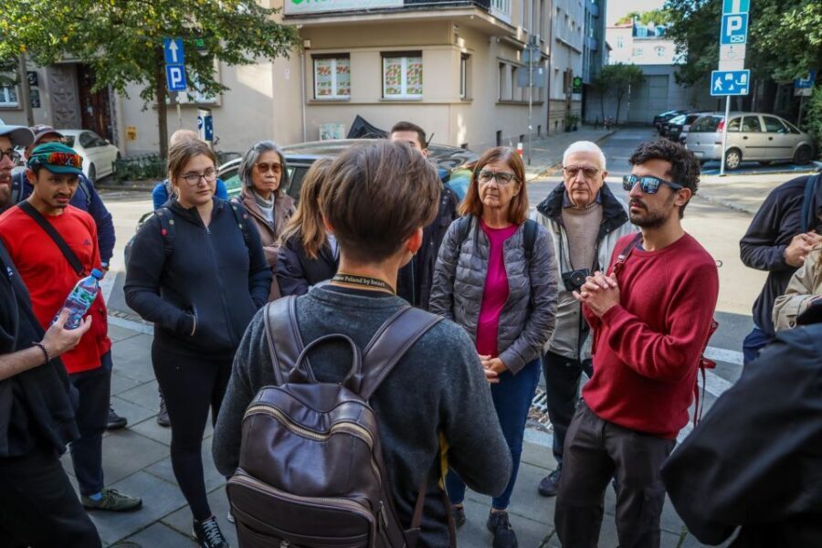 World War II in Krakow Walking Tour in English - Gestapo Headquarters: Understanding How Occupation Worked