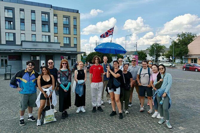 World War Two in Krakow: Jewish Quarter & Ghetto Tour - The synagogue stop: Poland’s oldest and most important synagogue