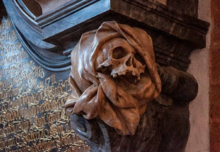 Wroclaw: 2-Hour Mysterious Walking Night Tour - Bridge of Penitents: Short Stop, Strong Mood