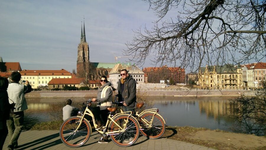 Wroclaw: 3-Hour Bike Tour in English or Polish - Parks, the zoo area, Japanese Garden, and the Iglica viewpoint