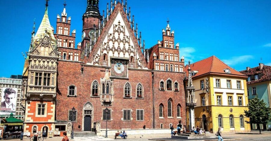 Wroclaw: City of 100 Bridges 4-Hour Private City Tour - Getting Oriented Fast: Private 4 Hours in Wroclaw