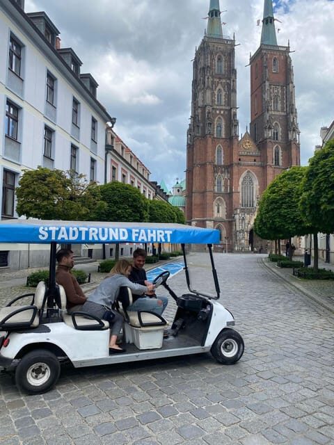 Wroclaw: City Tour Sightseeing By Golf Cart Shared Or Privat - The Old Town and medieval core: St. Elizabeth, Hansel and Gratel, and the markets