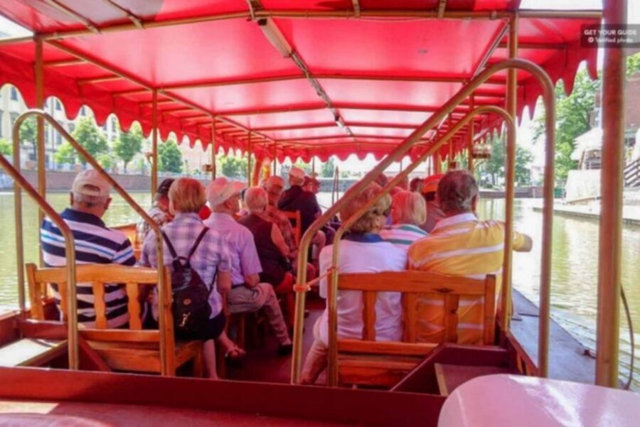 Wrocław: city walk with a professional guide and cruise - Cathedral Island From the Deck: Your Finishing View