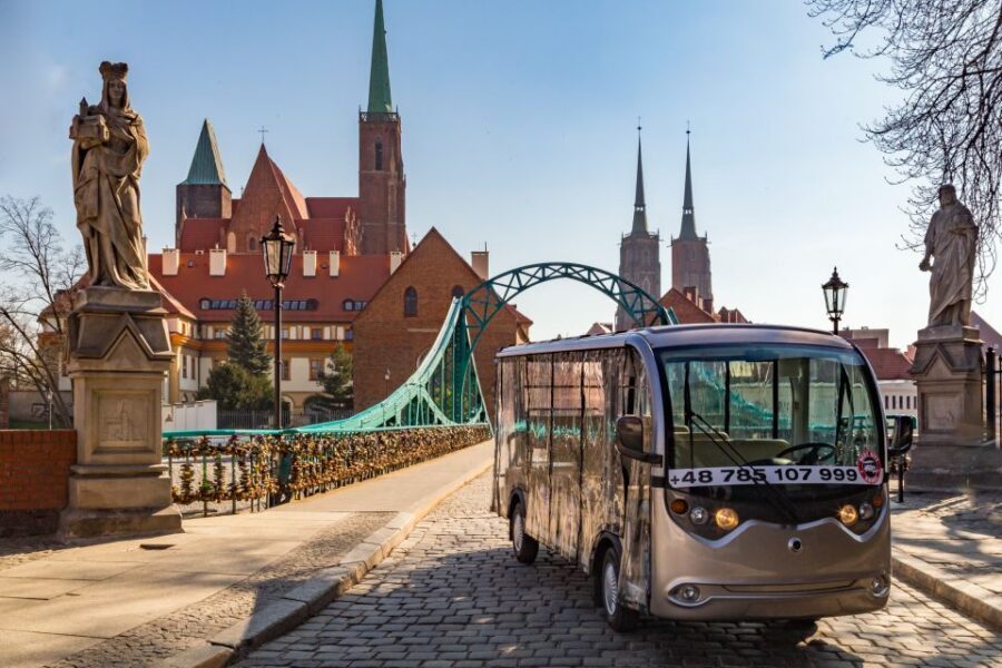 Wroclaw: E-Car Tour and Audio Guide - Multimedia Fountain Show: A Practical Way to Enjoy It
