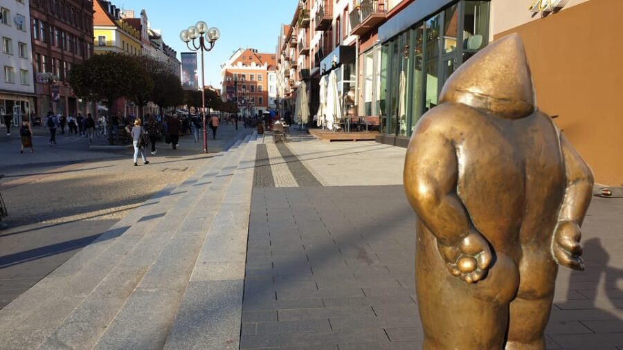 Wrocław: Following the dwarfs'. See the city differently! 2h - Price and value: is $41 per person a fair deal?