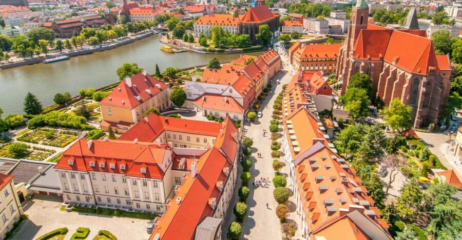 Wroclaw: Guided City Walk in Spanish - Wrocław University’s Baroque complex: the Habsburg-era power move