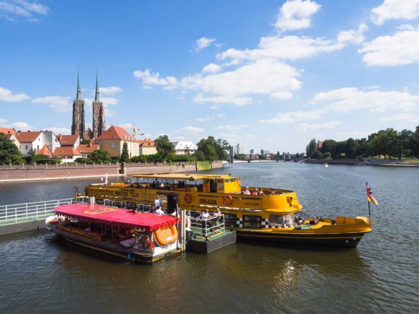 Wrocław: Long City Guided-Walk and River Cruise (3 h) - University of Wrocław: baroque halls, the Oratorium Marianum, and the Leopoldina Aula