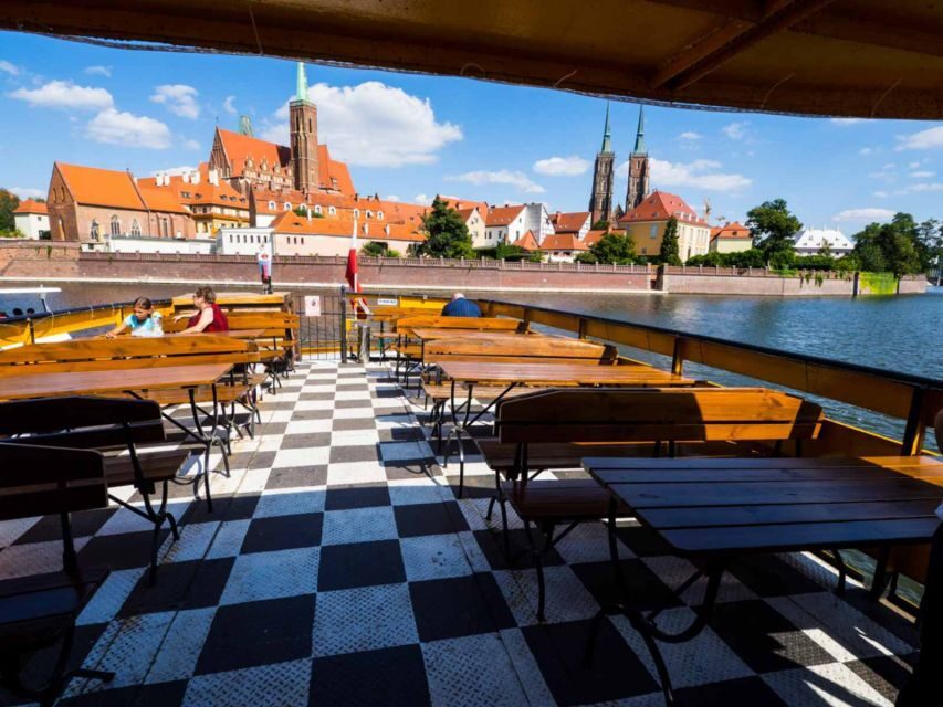 Wrocław: Long City Guided-Walk and River Cruise (3 h) - The Dietrich Bonhoeffer monument and Wrocław’s signature details