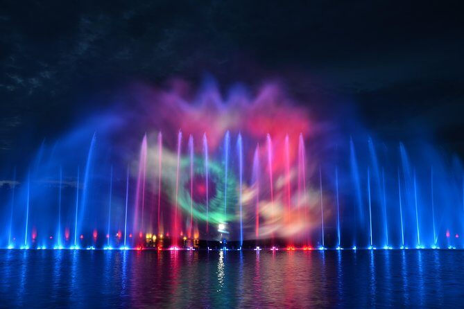 Wroclaw: Multimedia Fountain Evening Show - Wroclaw’s Multimedia Fountain: The Night-Show Payoff
