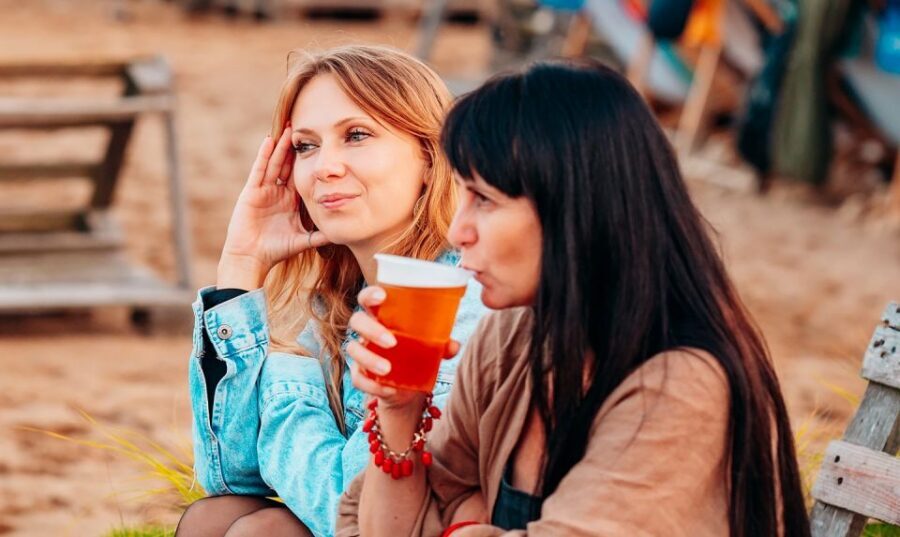 Wrocław: Polish Craft Beer Walking Tour with Tastings - Traditional Snacks and Appetizers: Not an Afterthought