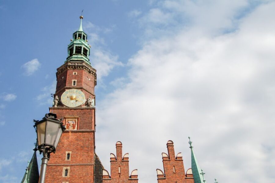 Wroclaw: Private 2-Hour Guided Tour - Market Square: The City’s Past in One Busy Block