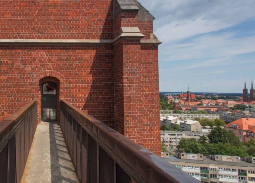 Wroclaw: Secrets of Wroclaw Walking Tour (2 hours) - Price and value: $155 per group for up to 9 people