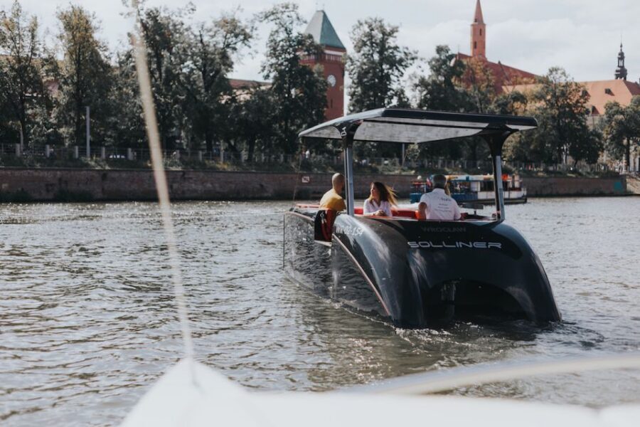 Wroclaw: Solar Catamaran Cruise on the Odra River - Hala Targowa to the University Quarter: Landmarks You’ll Actually See Up Close
