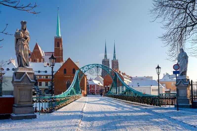 Wroclaw : Walking Custom Tour with a Local Guide - Jorge-level stories: how the guide’s tone changes the whole visit