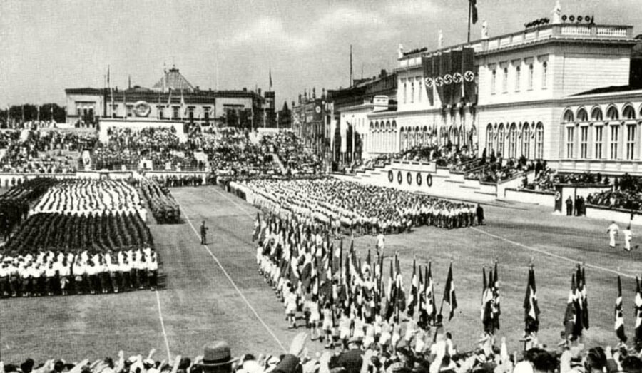 Wrocław: World War II and the non-existent city of Breslau - Plac Solny: Where Early Bunkers Began to Shape Daily Life