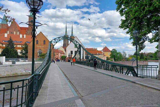 Wrocław’s Old Town: A Self-Guided History Tour - The Pillory: When Justice Was Public