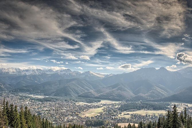 Zakopane Guied Tour: Cable Car, Local Spirits & Thermal Baths - Gubałówka Funicular: The Included Ride That Pays Off Fast