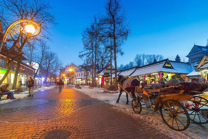 Zakopane Private day trip from Krakow with Hot Springs, cable Car - Chocholowskie Termy: where the long day turns into downtime