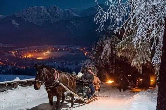 Zakopane Sleigh Ride in Tatra Mountains - From pickup to departure: how the start of the evening feels