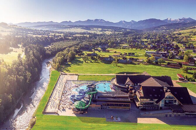 Zakopane Tatra Mountain & Thermal Baths from Krakow - Pickup, group size, and the rhythm of a long day