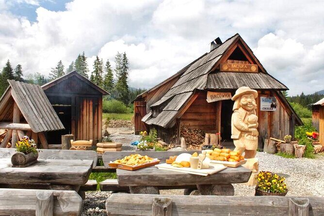 ZAKOPANE & TATRA Mountains Tour from Krakow - Zakopane first stop: wooden-town style, ski-jump views, and Krupówki time