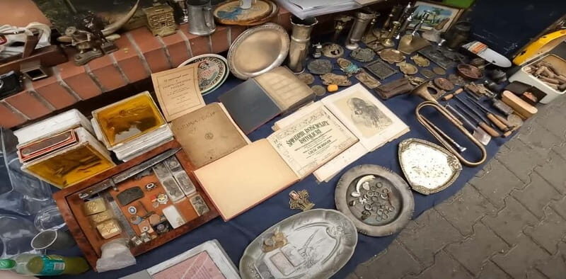 ☆★☆️Kraków☆★☆ Communist▫Flea▫Market▫Tour+Collectors⚡Boost️⚡ - Hala Targowa Market on Grzegórzecka Street: Sunday Bounty for Real Life Nostalgia